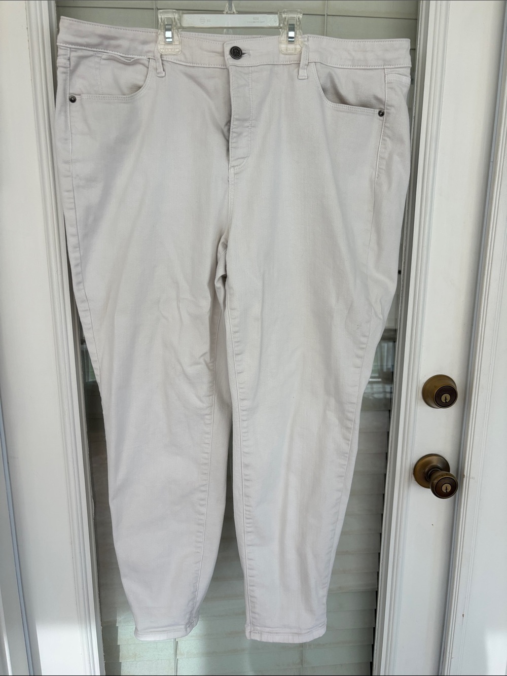 Talbots white high waist Cropped Jeans